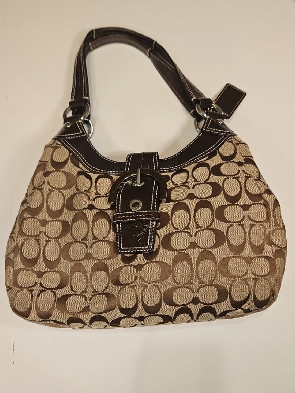 Coach Khaki Signature Canvas Shoulder Bag with Brown Trim - Picture 3 of 9